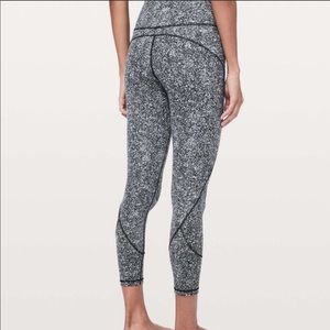 In Movement 7/8 Tight